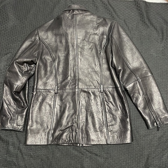 KC Collections Black Leather Coat Size Medium - Picture 6 of 7